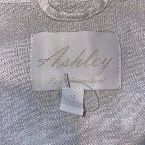 NWOT! Ashley 26 International White Button Down Shacket Medium - Picture 5 of 6